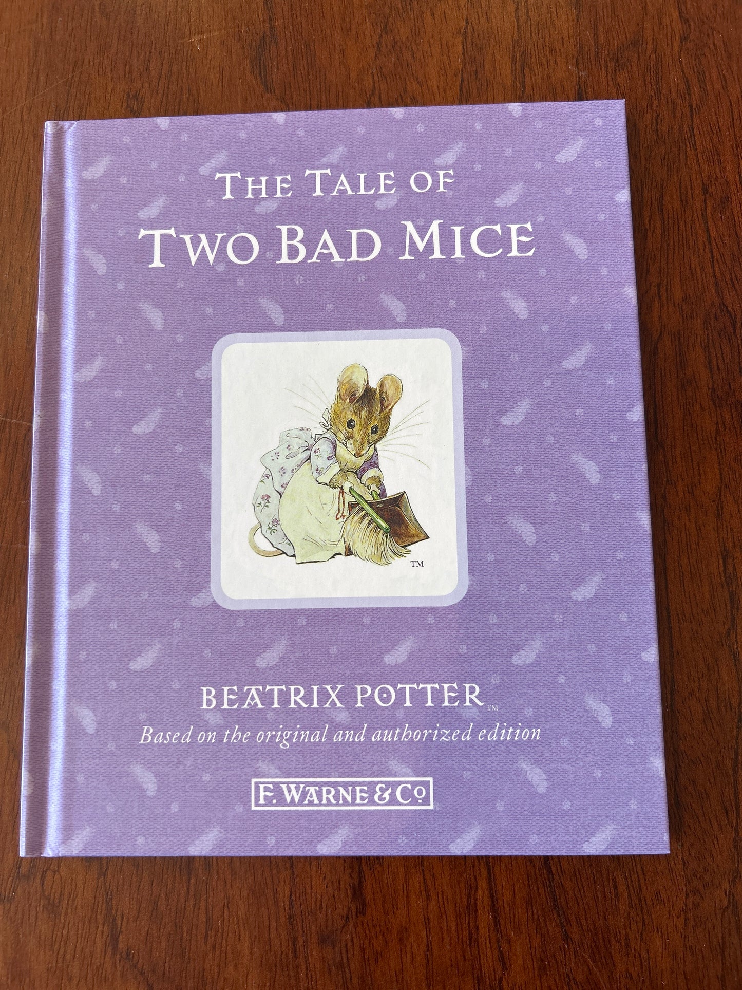 Tale of two bad mice. Beatrix Potter. 2013.