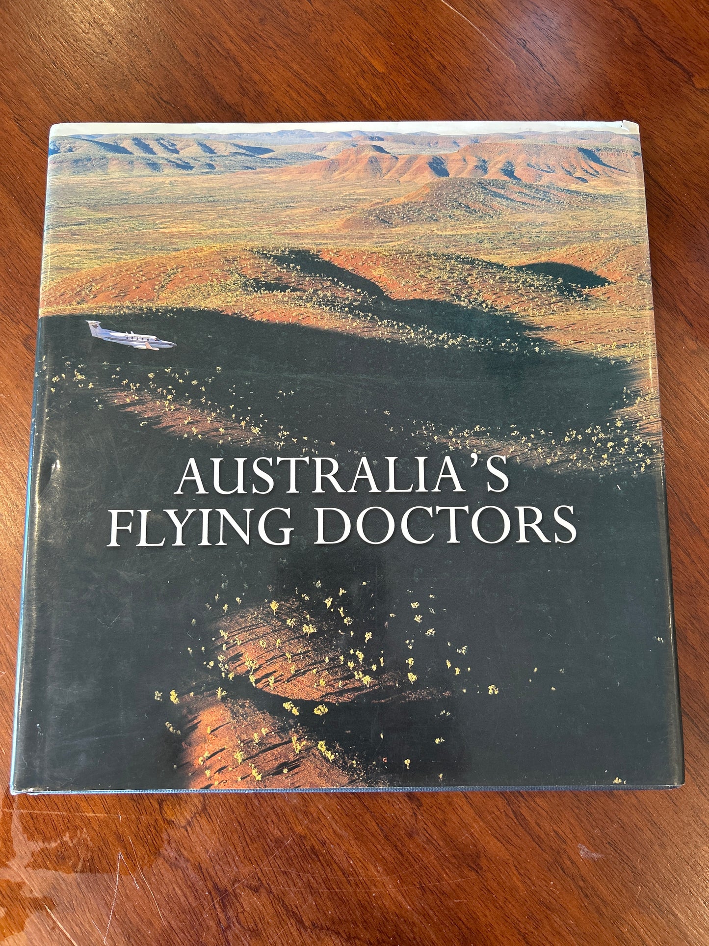 Australia’s Flying Doctors. Roger McDonald. 2002.
