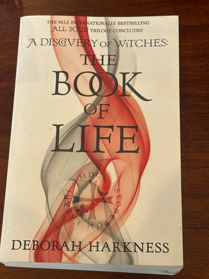 Book of life. Deborah Harkness. 2014.