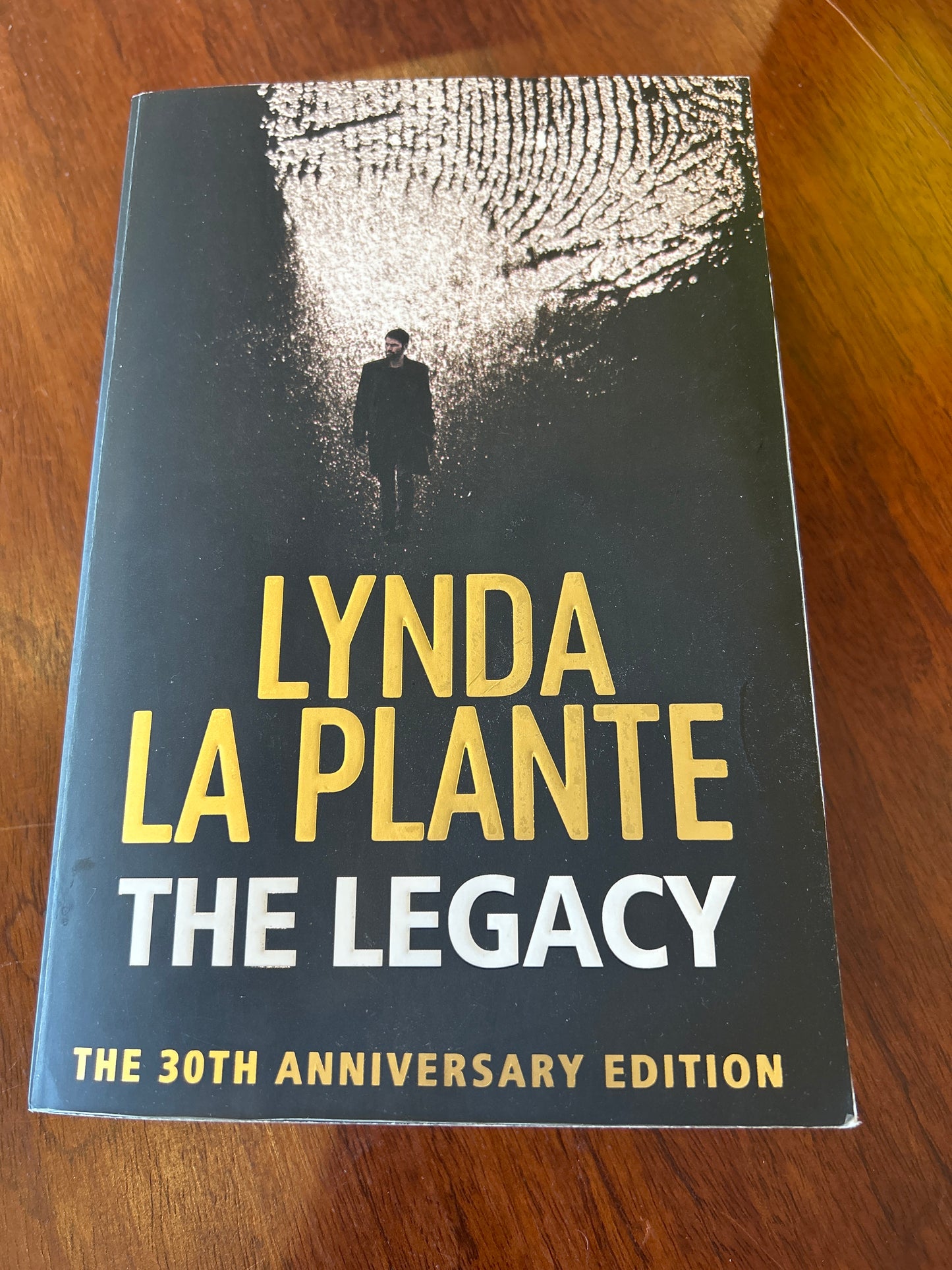 Legacy. Lynda La Plante. 2017.