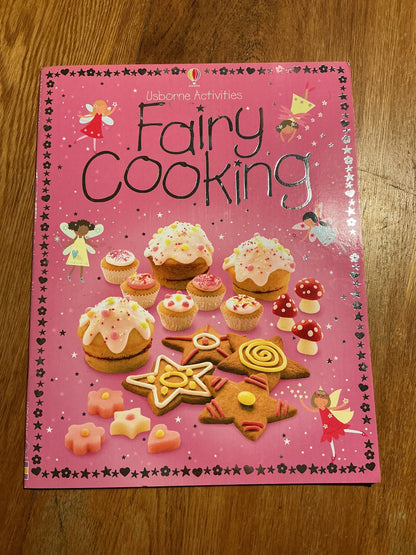 Fairy cooking. Rebecca Gilpin and Catherine Atkinson. 2003.
