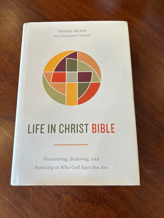 Life in Christ Bible: discovering, believing and rejoicing in who god says you are. [n. a.]. 2024.
