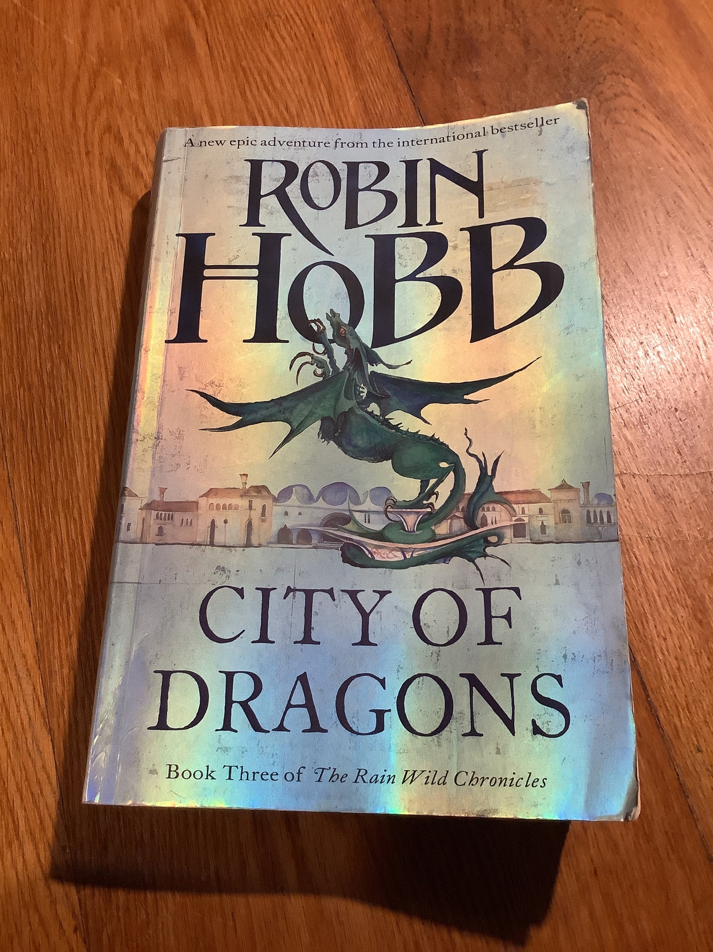 City of dragons. Robin Hobb. 2012.