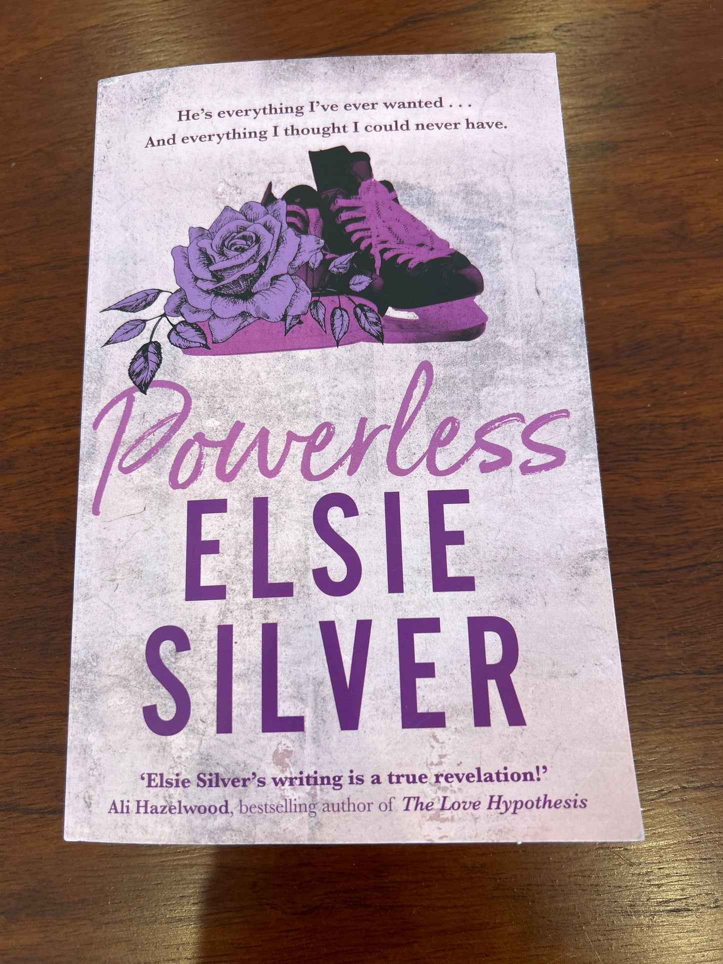Powerless. Elsie Silver. 2023.