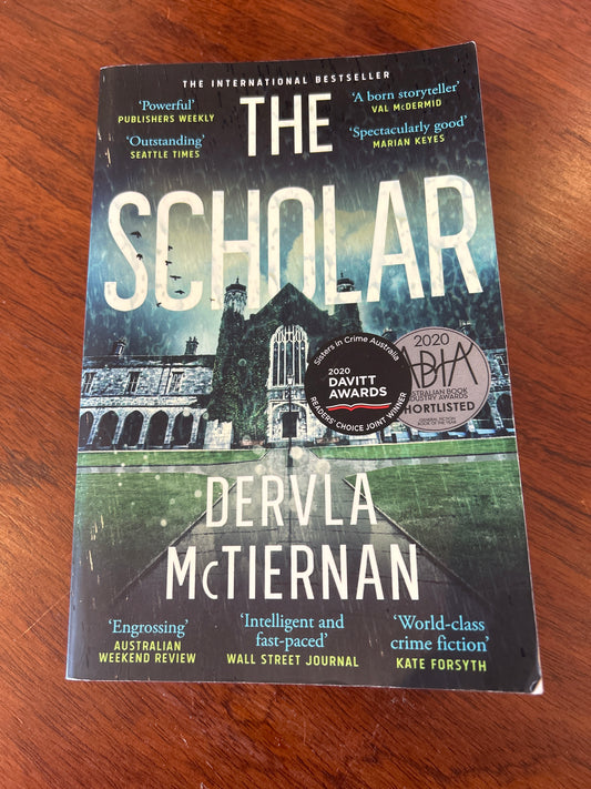 The Scholar. Dervla McTiernan. 2020.