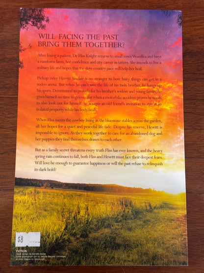 Red dirt road. Allisa Callen. 2019.