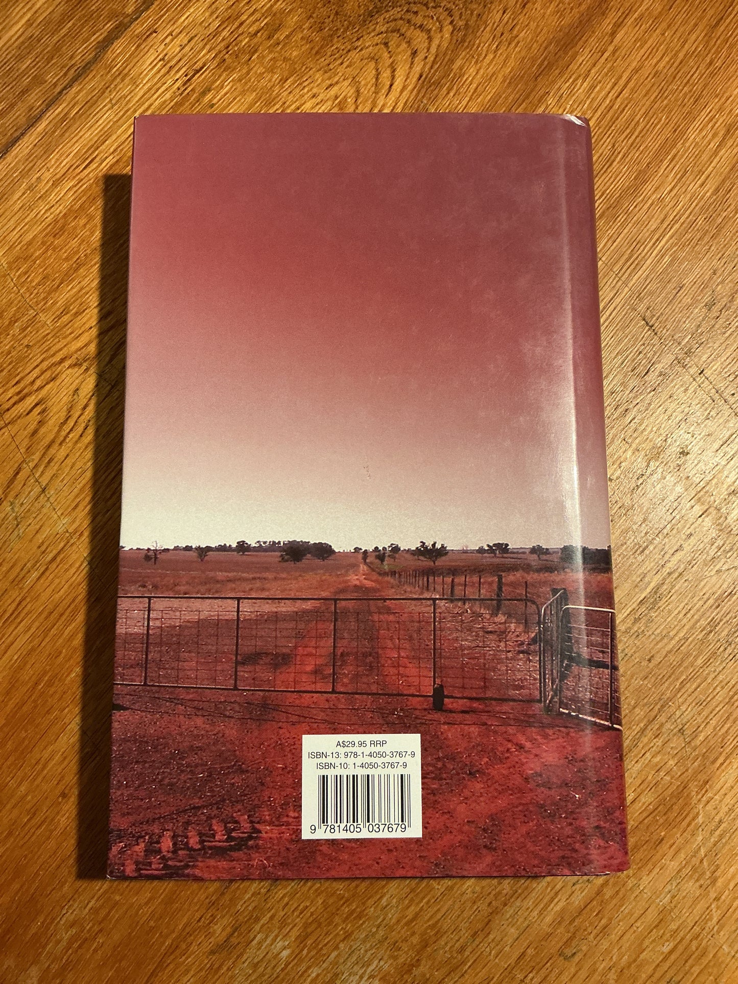 Circle of flight. John Marsden. 2006.