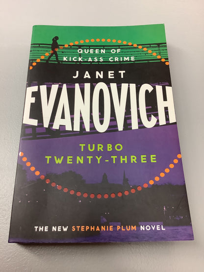 Turbo twenty-three. Janet Evanovich. 2016.