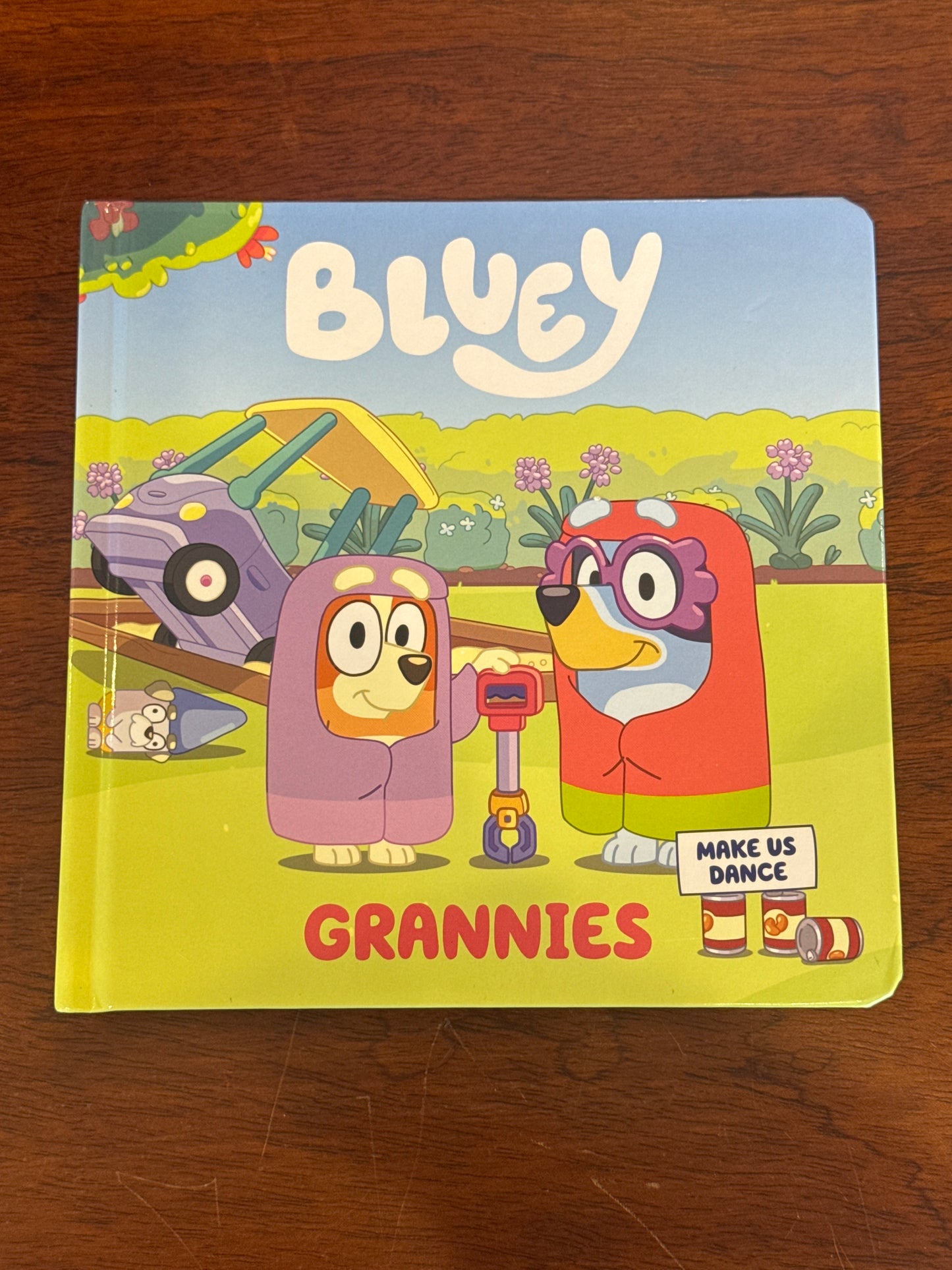 Bluey: Grannies. 2020.
