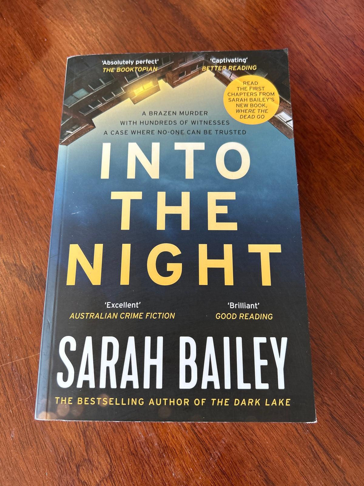 Into the night. Sarah Bailey. 2019.
