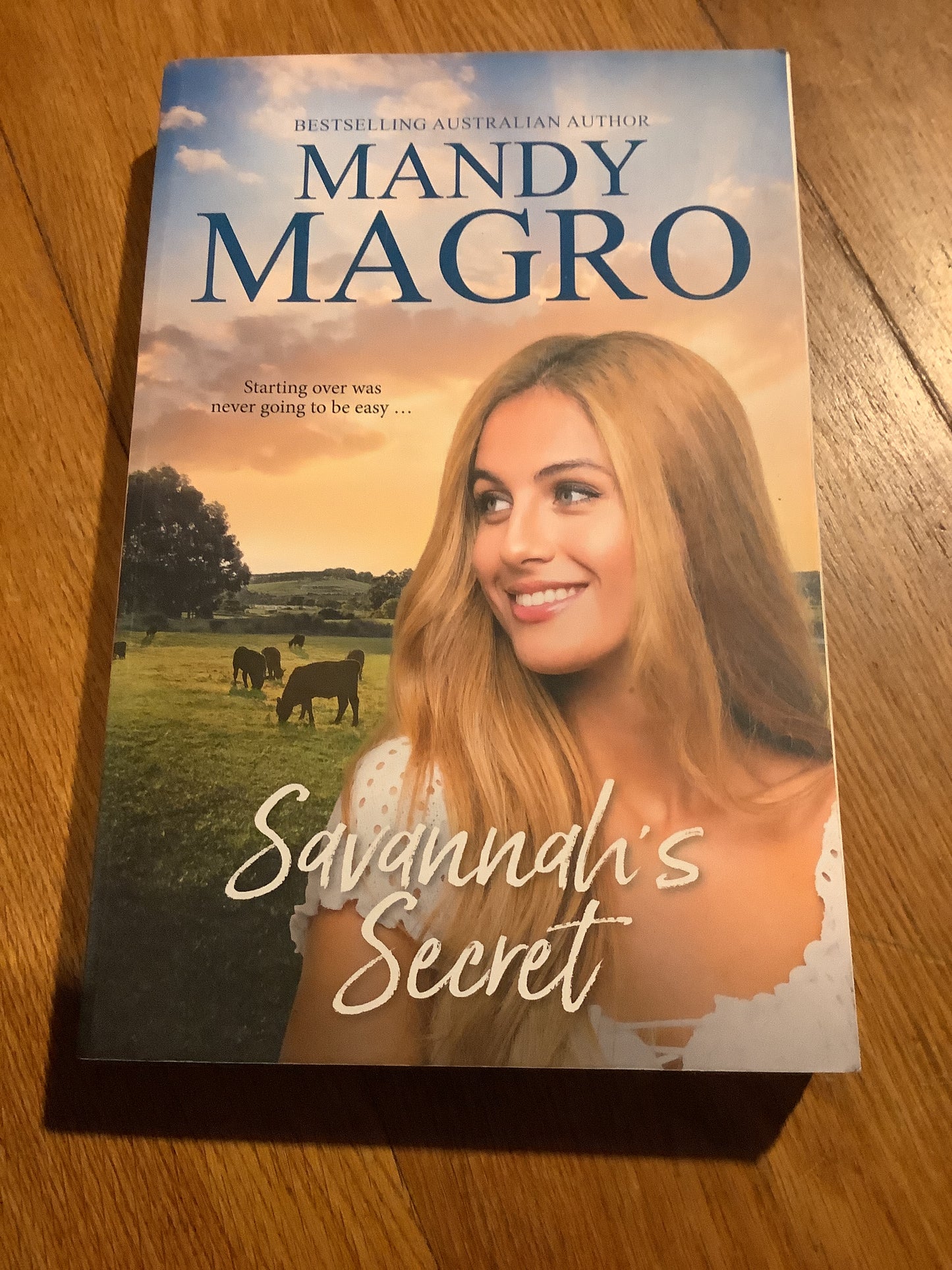 Savannah’s secret. Mandy Magro. 2021.