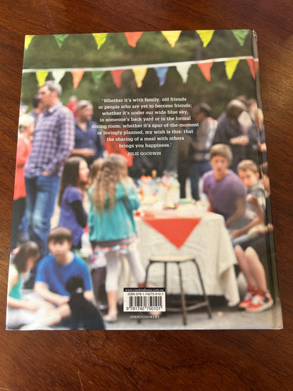 Gather: delicious recipes, beautiful gatherings. Julie Goodwin. 2013.