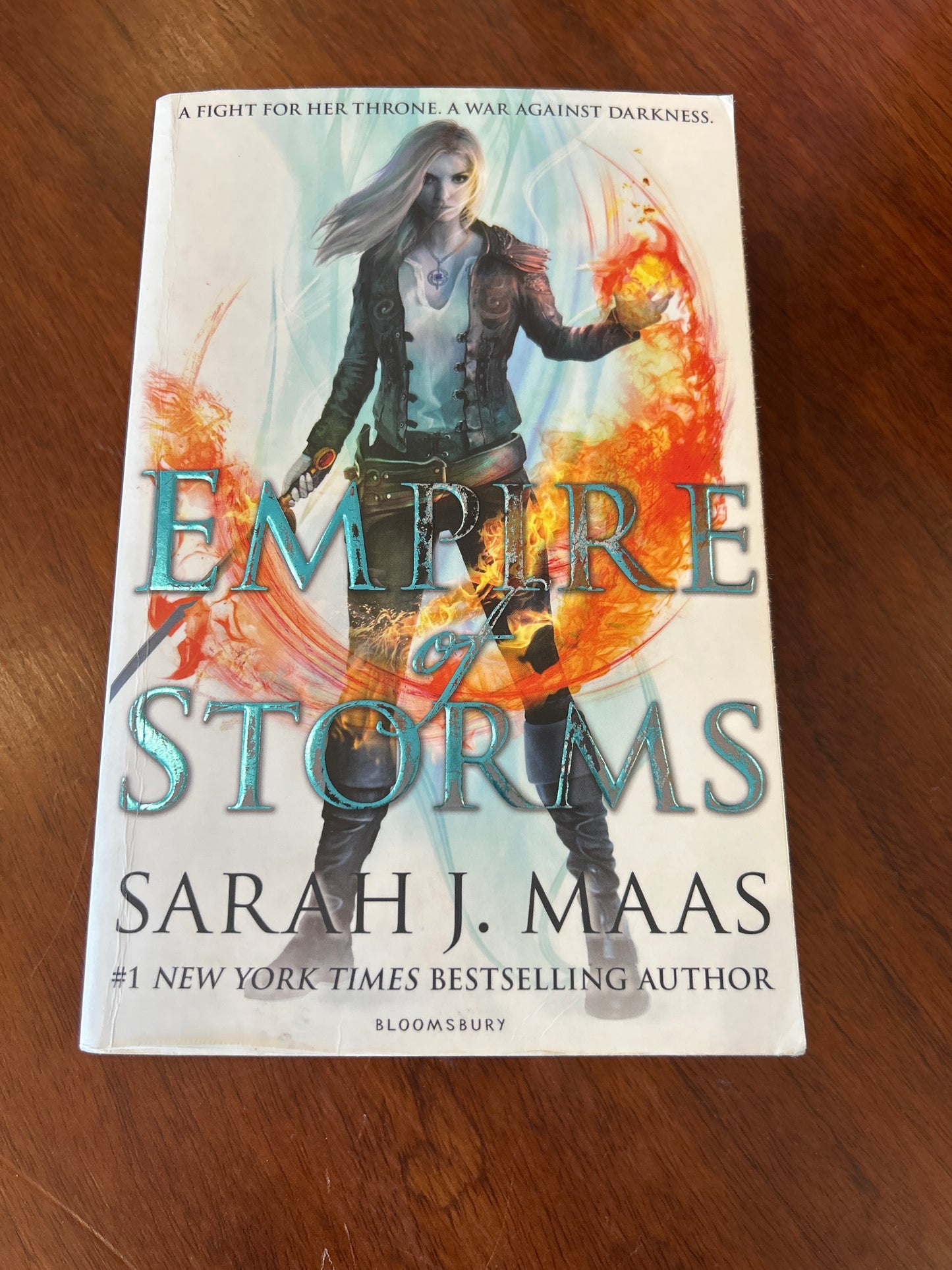 Empire of storms. Sarah J. Maas. 2023.