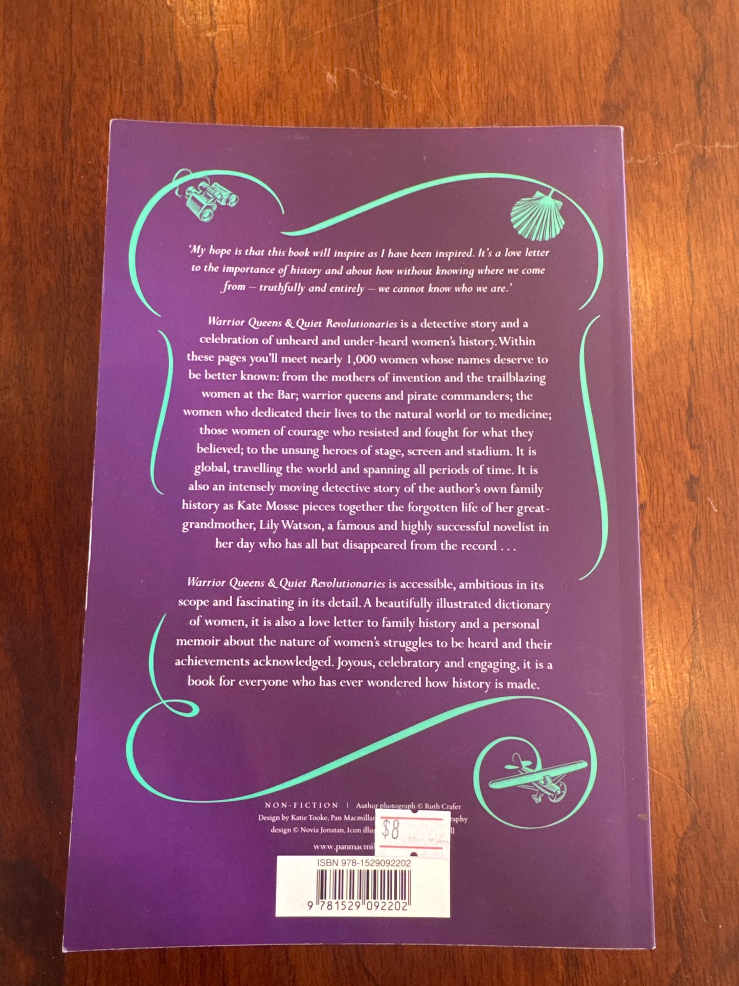 Warrior Queens & Quiet Revolutionaries How Women (also) built the World. Kate Mosse. 2022.