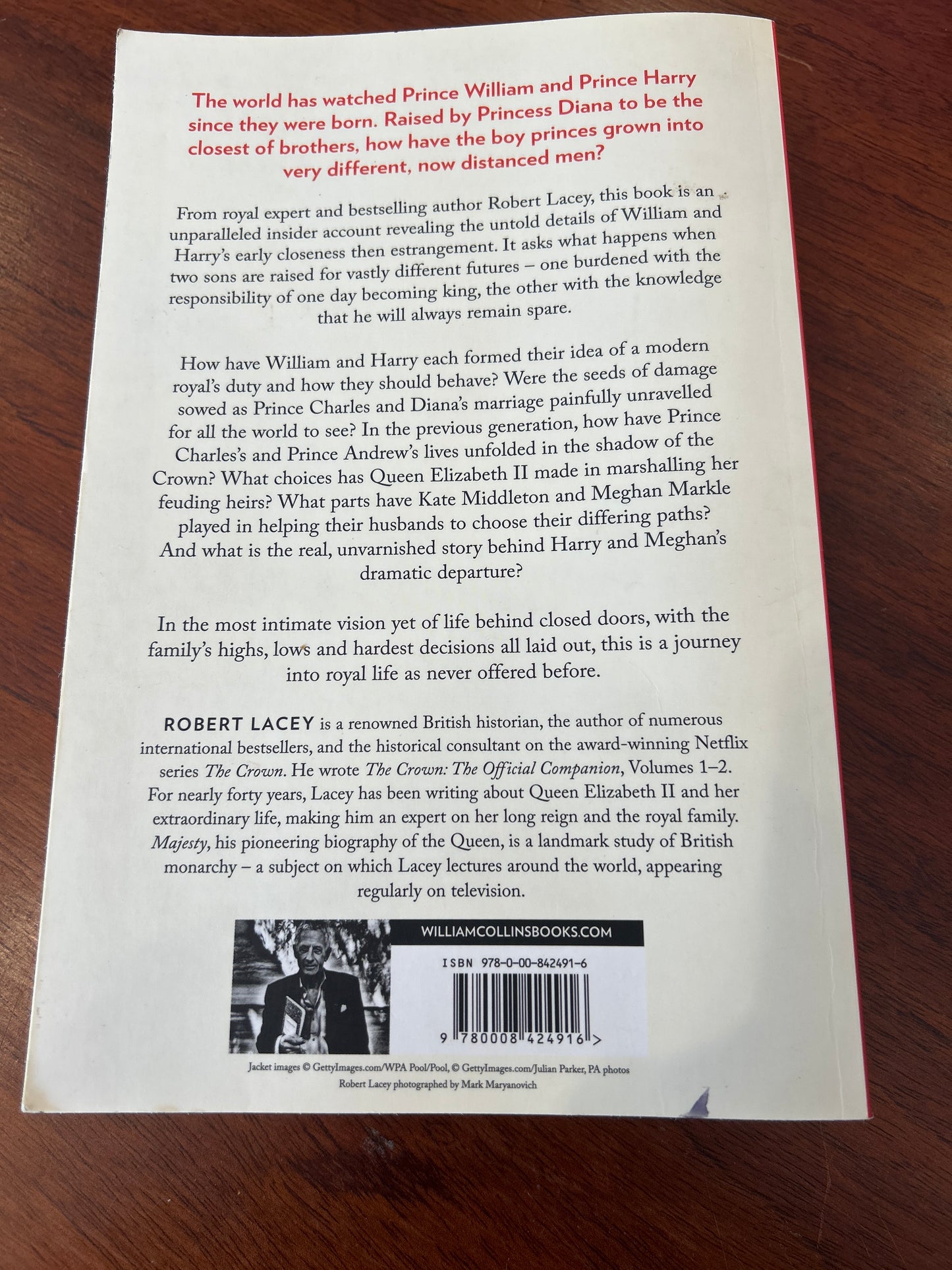 Battle of brothers. Robert Lacey. 2020.