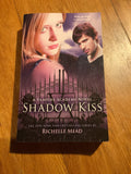 Shadow kiss. Richelle Mead. 2008.