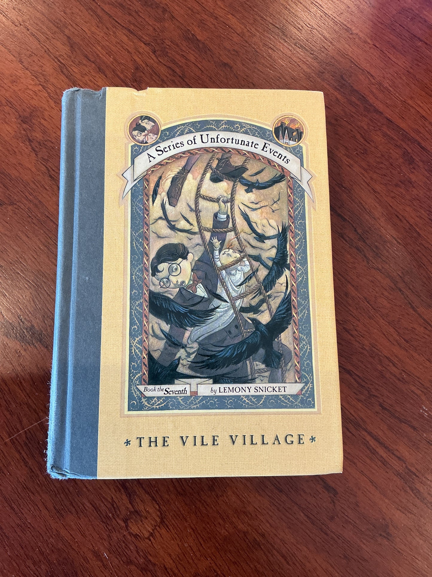 Vile village. Lemony Snicket. 2001.
