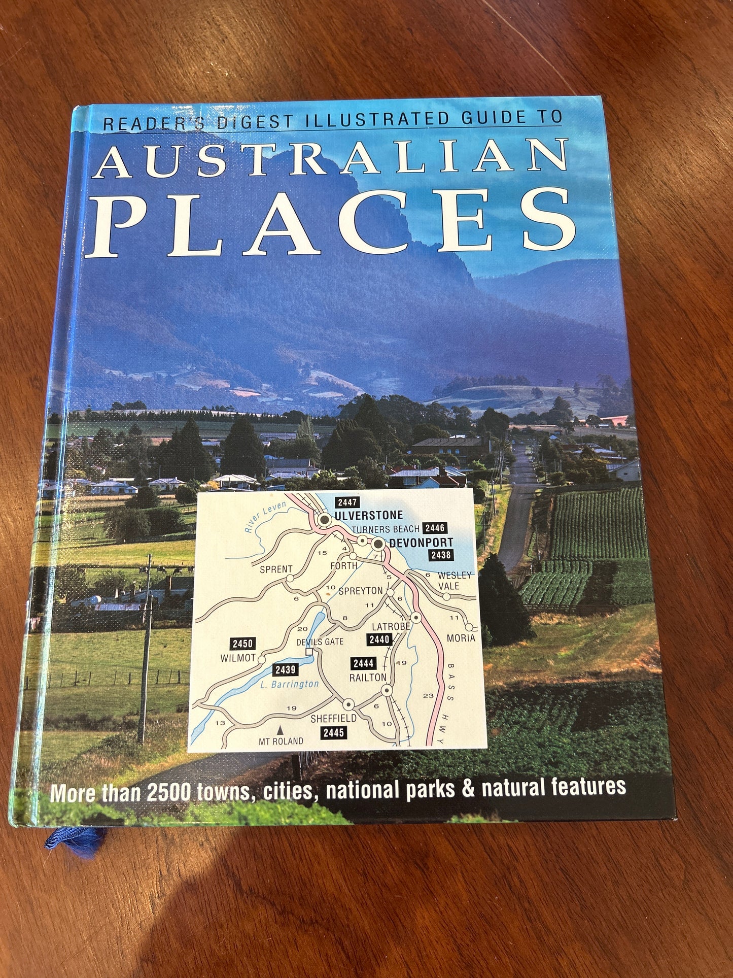 Reader’s Digest illustrated guide to Australian places. Reader’s Digest. 1993.