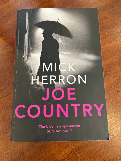 Joe country. Mick Herron. 2019.