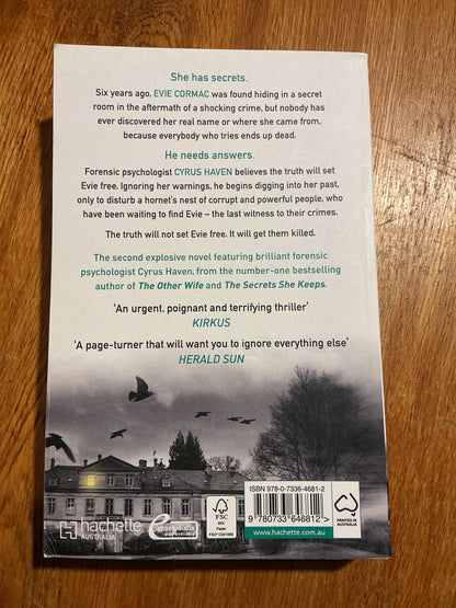 When she was good. Michael Robotham. 2021.