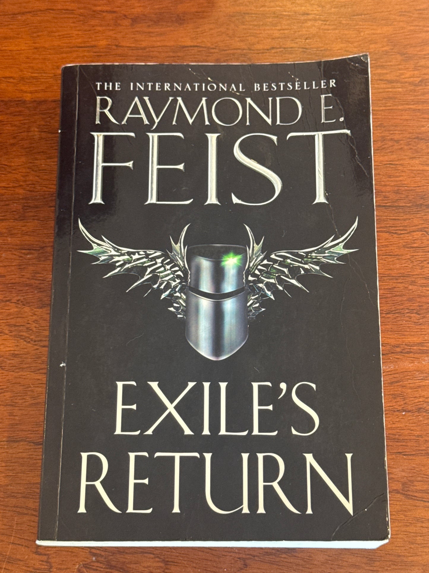Exile's return. Raymond E. Feist.