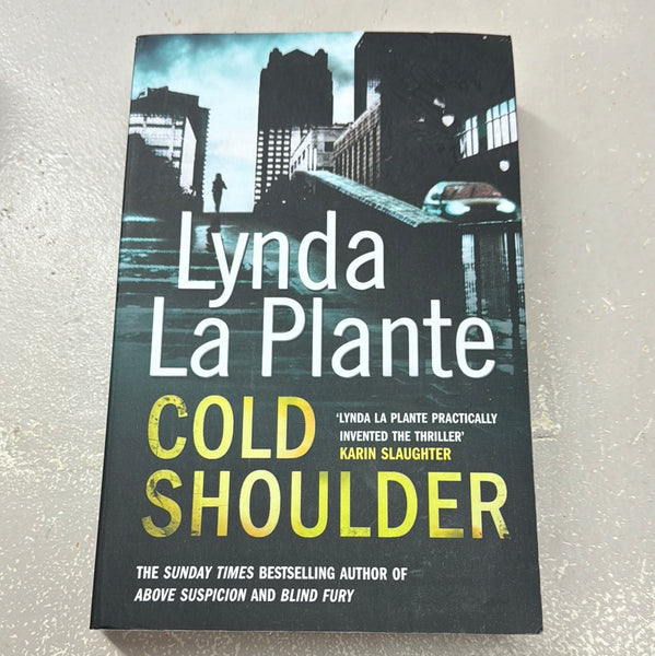 Cold shoulder. Lynda la Plante. 2020.