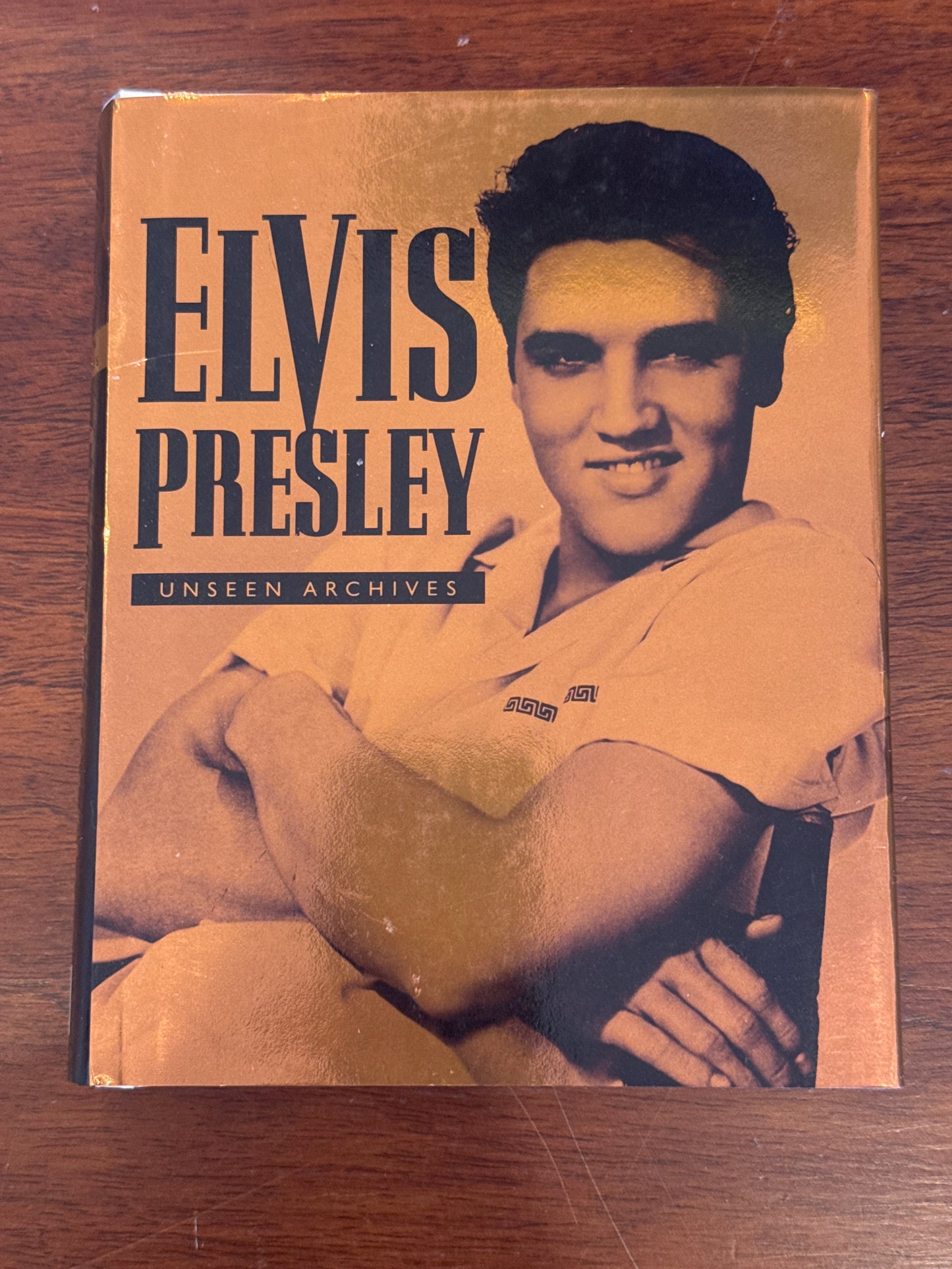 Elvis Presley Unseen Archives. Marie Clayton. 2003.