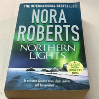 Northern lights. Nora Roberts. 2020.