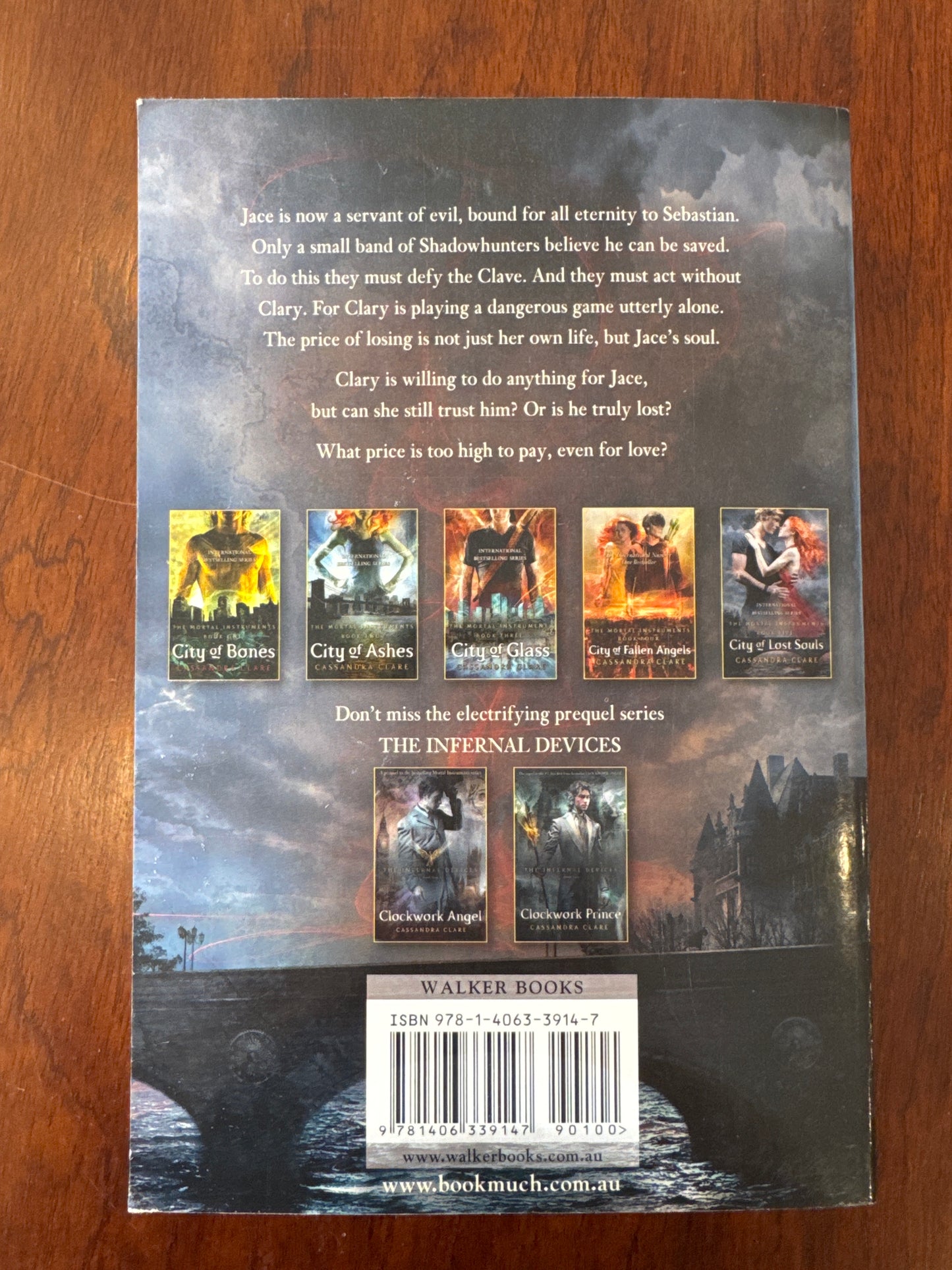 City of lost souls. Cassandra Clare. 2015.