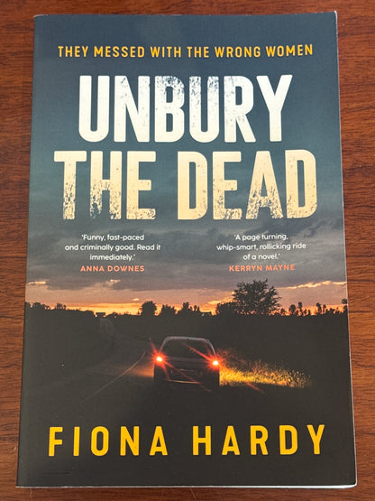 Unbury the dead. Fiona Hardy. 2025.