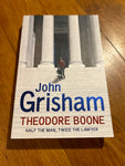 Theodore Boone. John Grisham. 2010.