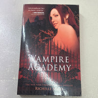 Vampire academy. Richelle Mead.
