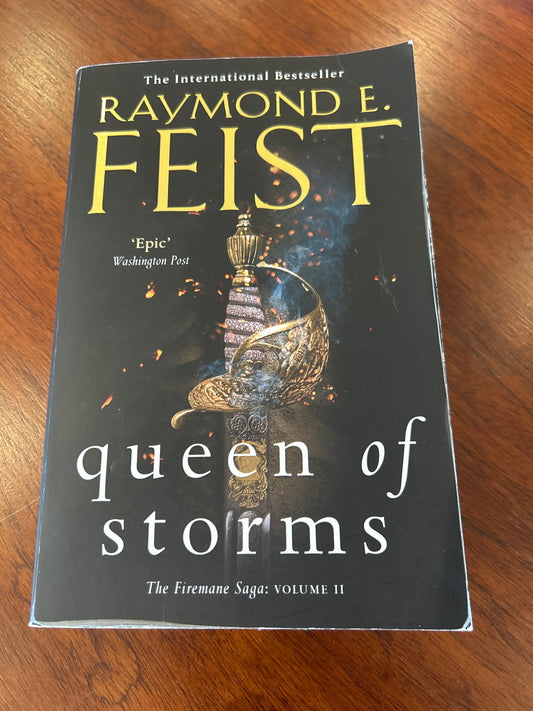 Queen of storms. Raymond Feist. 2020.