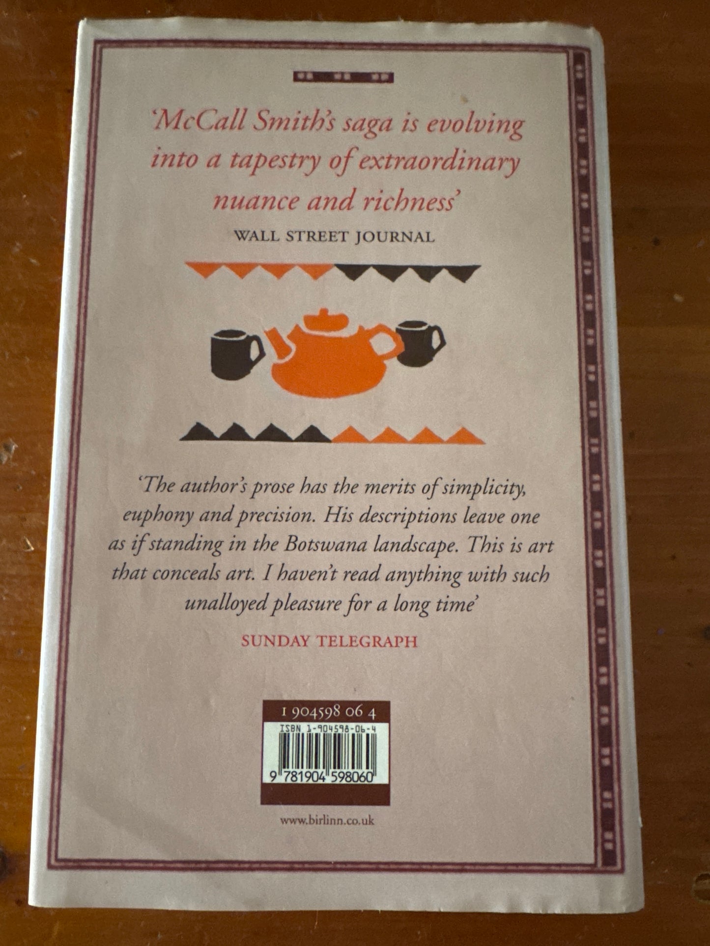 In the company of cheerful ladies. Alexander McCall Smith. 2004.