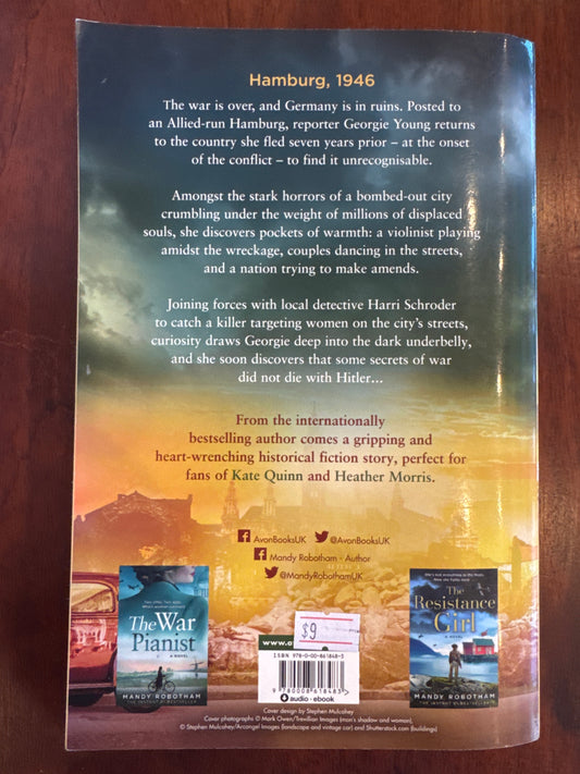Hidden Storyteller. Mandy Robotham. 2024.