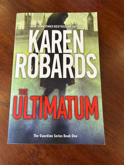 Ultimatum. Karen Robards. 2017.