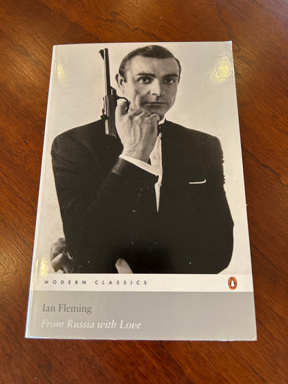From Russia with love. Ian Fleming. 2004.