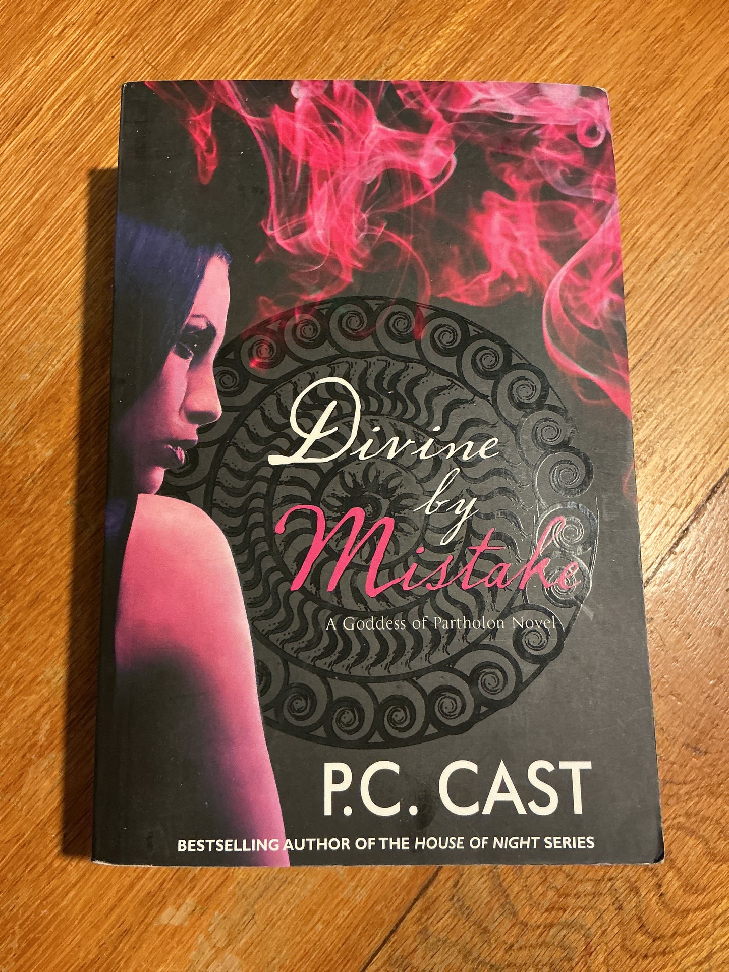 Divine by mistake. P. C. Cast. 2010.