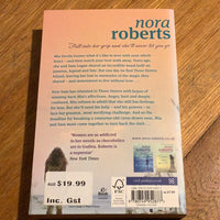 Face the fire. Nora Roberts. 2011.