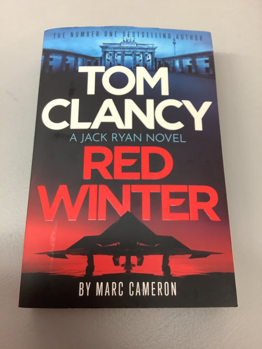 Tom Clancy Red winter. Marc Cameron. 2022.