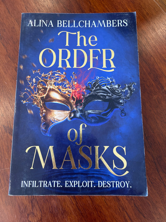 Order of masks. Alina Bellchambers. 2024.