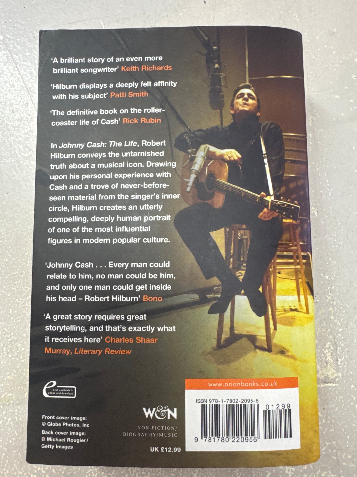 Johnny Cash: the life. Robert Hilburn. 2014.