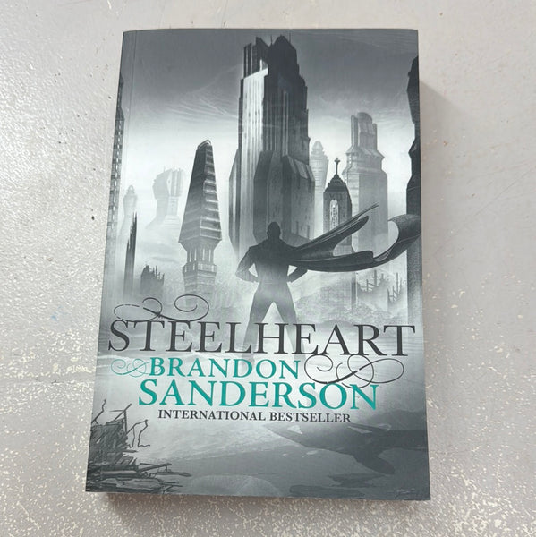 Steelheart. Brandon Sanderson. 2014.