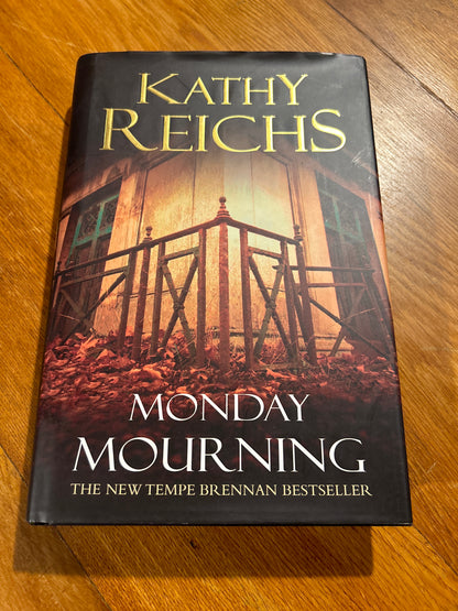 Monday mourning. Kathy Reichs. 2004.