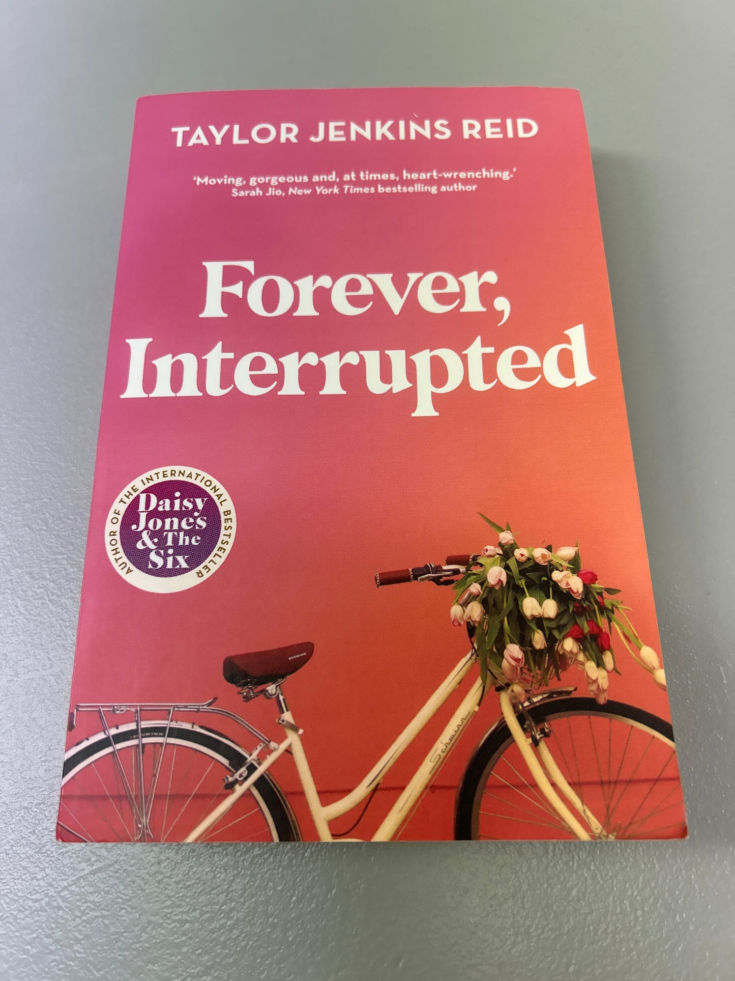 Forever, interrupted. Taylor Jenkins Reid. 2021.