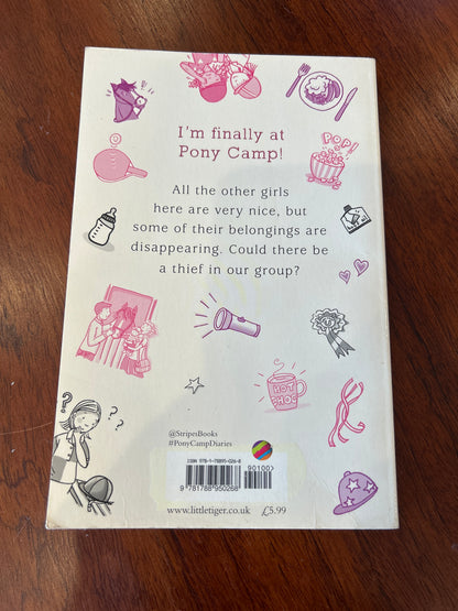 Pony camp diaries: Sophie and Shine. Kelly McKain. 2019.