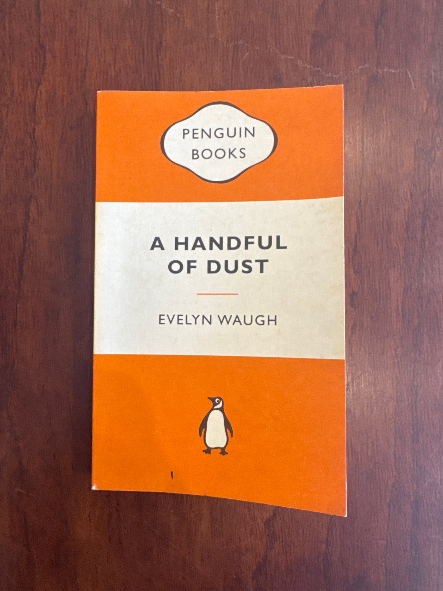 Handful of Dust. Evelyn Waugh. 2008.