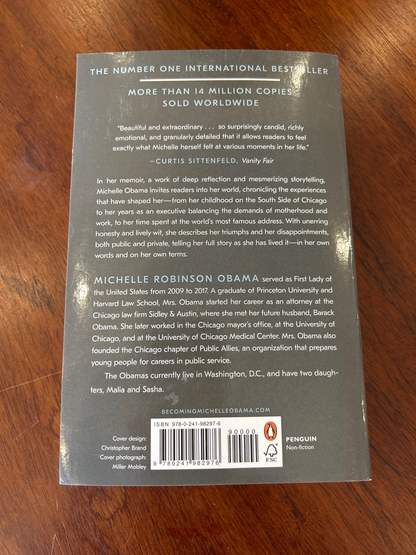 Becoming. Michelle Obama. 2021.