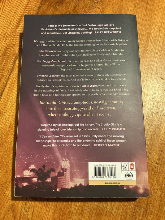 Studio girls. Lisa Ireland. 2024.