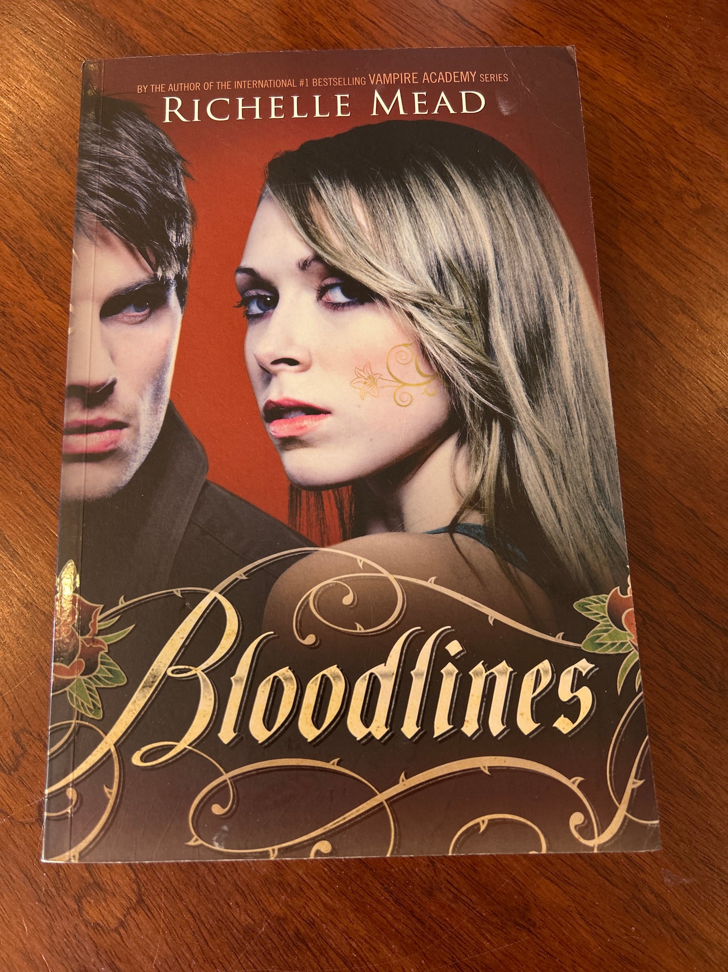 Bloodlines. Richelle Mead. 2011.